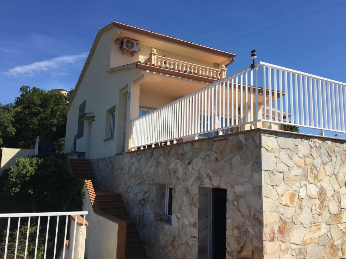 Villa Gardenia Mit Pool Und Traumhaftem Meerblick サンタ・クリスティーナ・ダロ エクステリア 写真